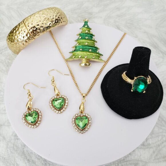 Jewelry Bundle Lot of 5 Green and Gold Tone Jewelry - Picture 12 of 12